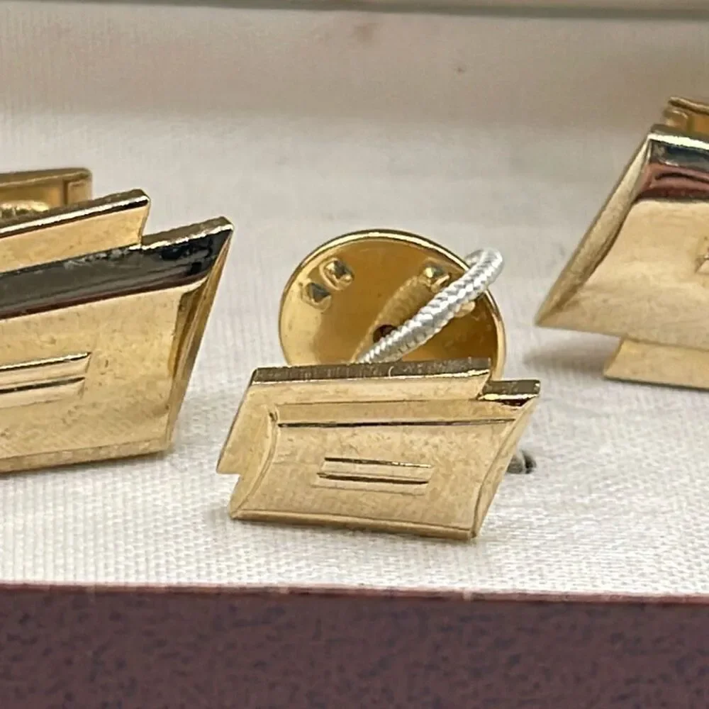 Gentry vintage cufflinks and tie tac in box.